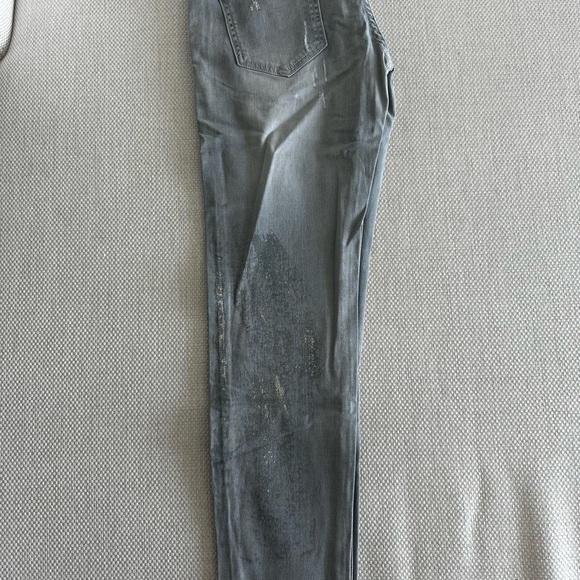 Gray Distressed Jeans - Picture 4 of 9